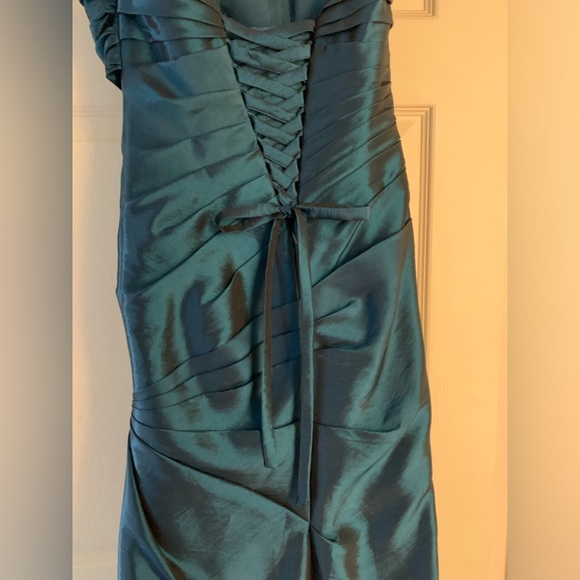 Prom dress - Picture 7 of 7